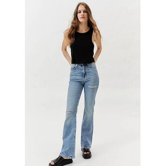 Urban Outfitters Denim - Women’s BDG Urban Outfitters Stretch High Rise Flare Jeans Ripped Sz 28